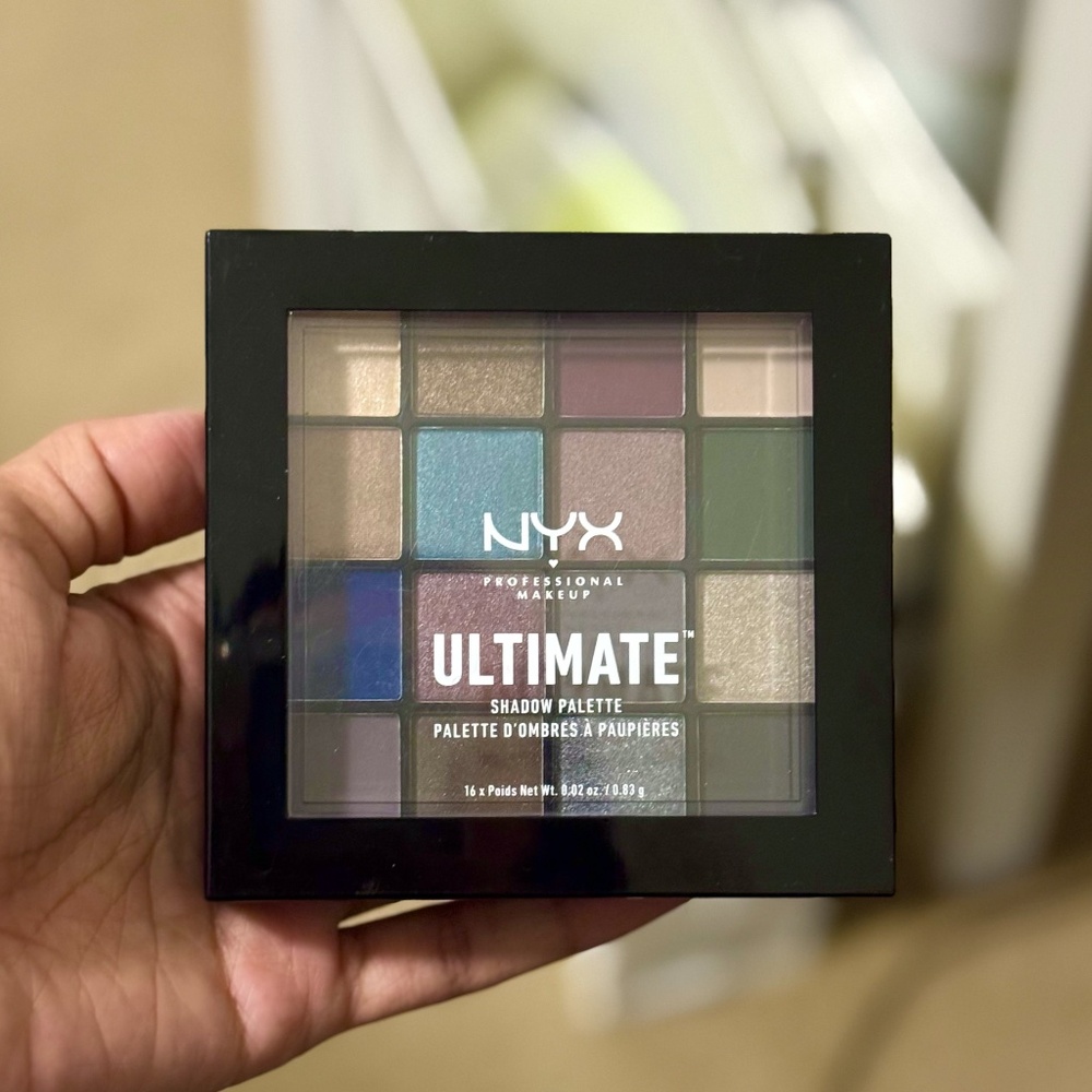 NYX "Ultimate" eyeshadow palette